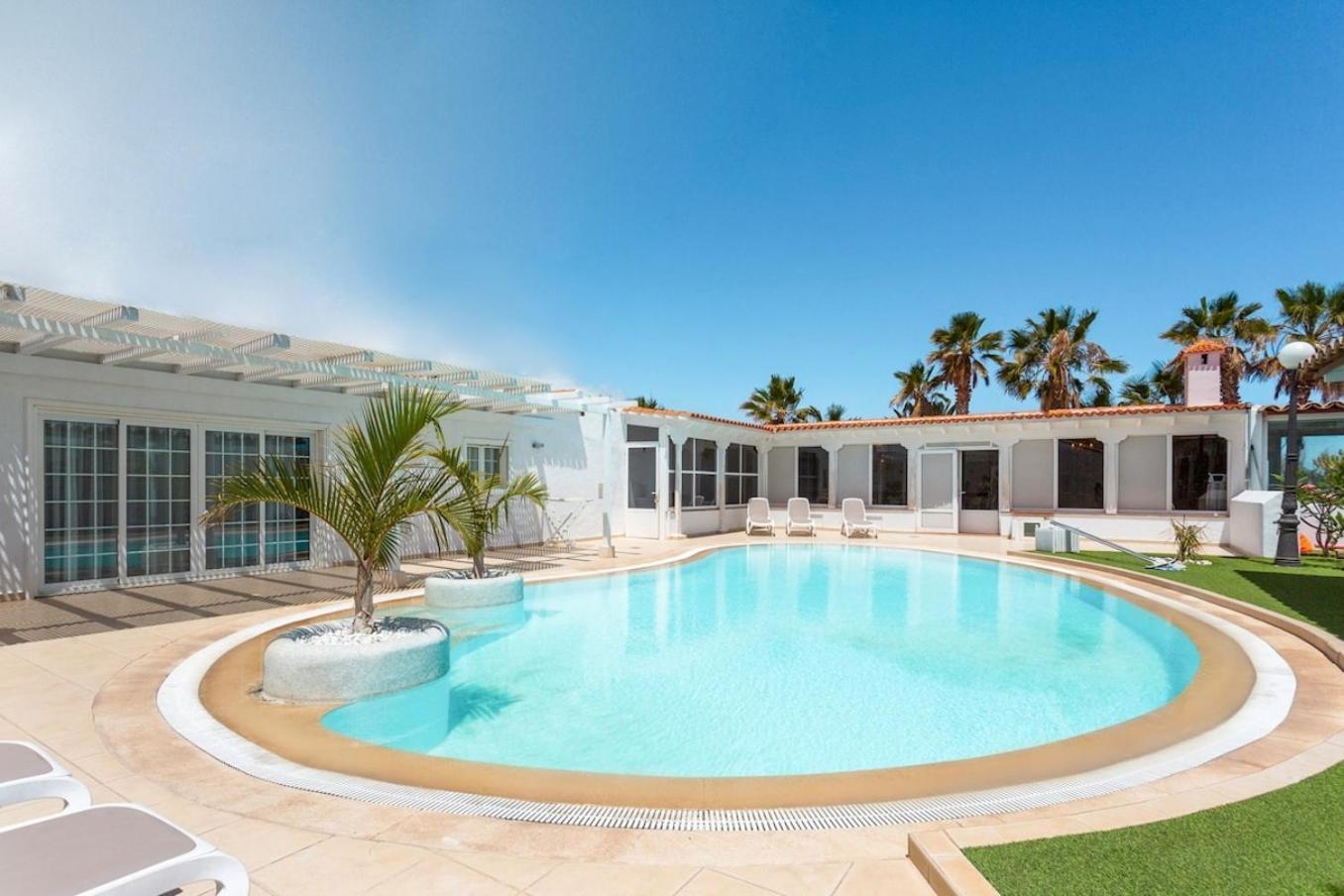 Alamos Park-Stunning Villa In Huge Private Grounds サンミゲル・デ・アボナ エクステリア 写真