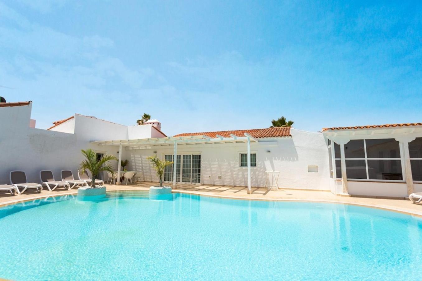 Alamos Park-Stunning Villa In Huge Private Grounds サンミゲル・デ・アボナ エクステリア 写真